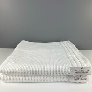 2 Pc Hotel Balfour Oversized Bath Towel Set White Waffle 100% Cotton NEW